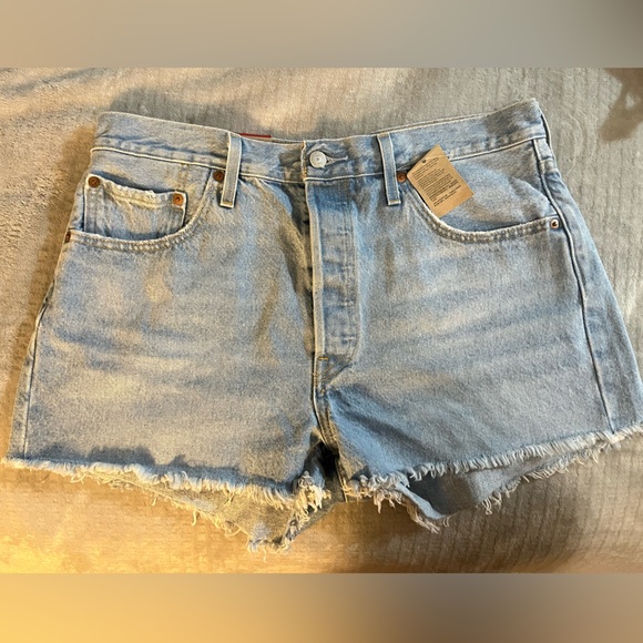 NWT LEVI’S 501 ORIGINAL SHORT HIGH RISE WOMENS - Picture 5 of 12